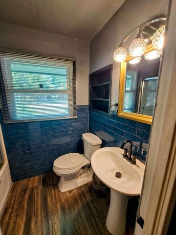 2312 Falcon Road, North Charleston, SC 29406