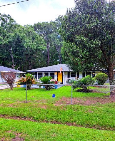 2312 Falcon Road, North Charleston, SC 29406