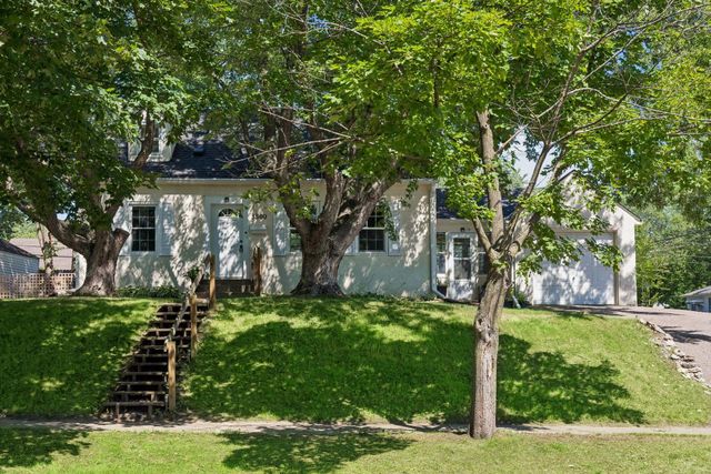 3500 Perry Avenue N, Crystal, MN 55422