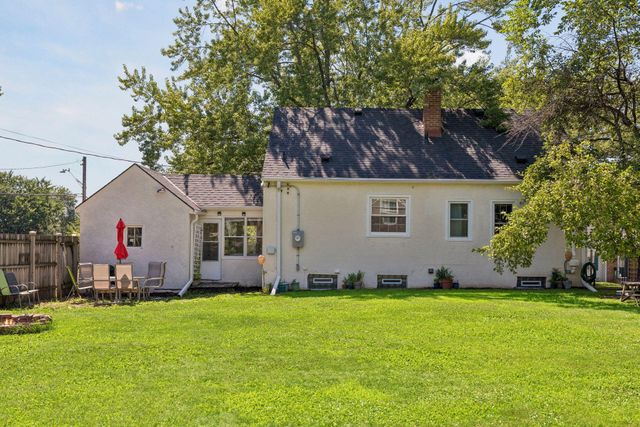 3500 Perry Avenue N, Crystal, MN 55422