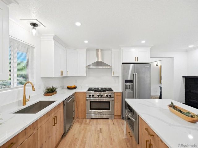2451 S Holly Pl, Denver, CO 80222