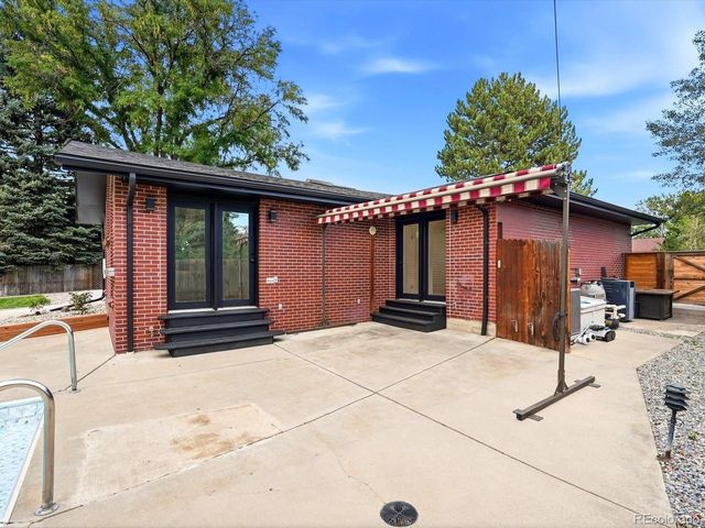 2451 S Holly Pl, Denver, CO 80222