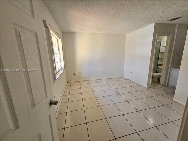 15665 SW 74th Cir Drive 12, Miami, FL 33193