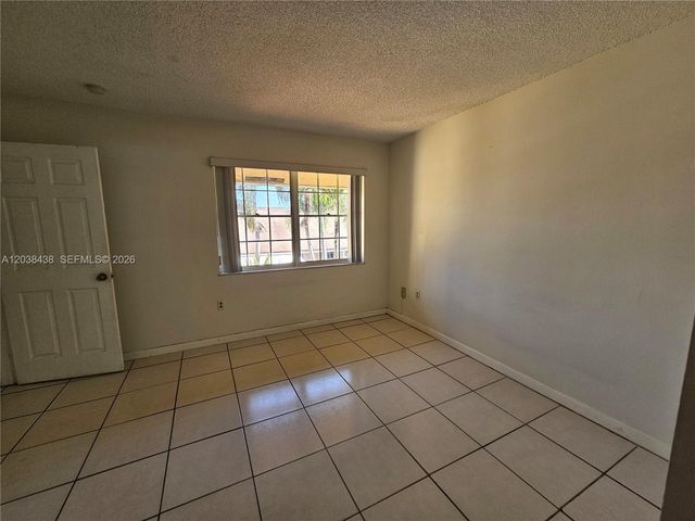 15665 SW 74th Cir Drive 12, Miami, FL 33193