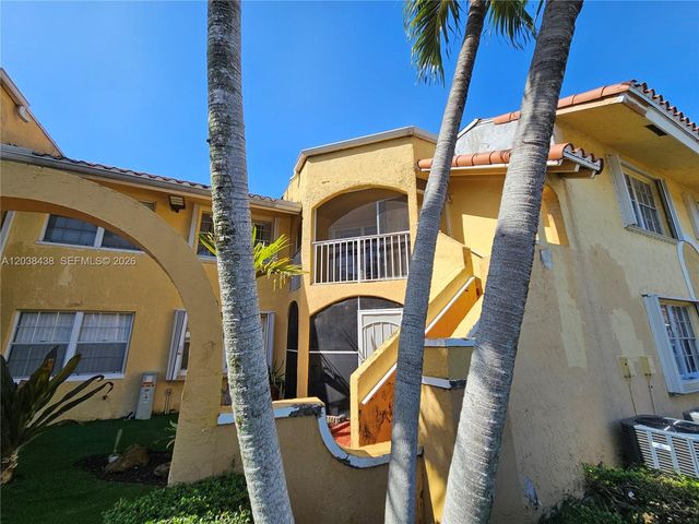 15665 SW 74th Cir Drive 12, Miami, FL 33193
