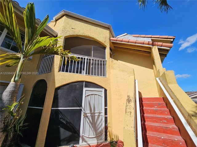 15665 SW 74th Cir Drive 12, Miami, FL 33193