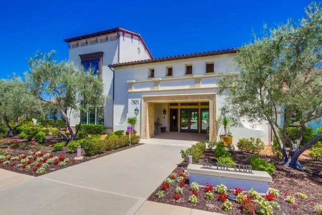 7875 Lusardi Creek Ln, San Diego, CA 92127
