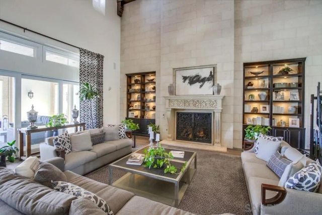 7875 Lusardi Creek Ln, San Diego, CA 92127