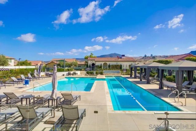7875 Lusardi Creek Ln, San Diego, CA 92127