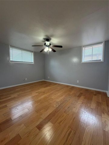 5123 Del Monte Drive 12, Houston, TX 77056