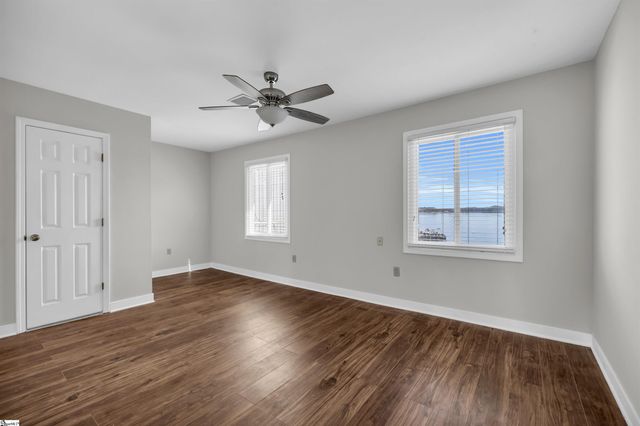 112 Lake Ridge Drive, Ninety Six, SC 29666