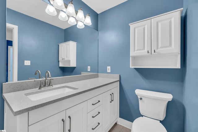 112 Lake Ridge Drive, Ninety Six, SC 29666