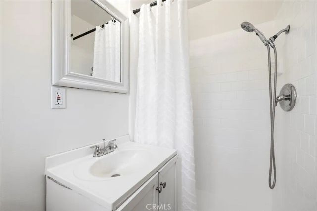 12929 Altano, Sylmar, CA 91342