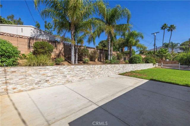 12929 Altano, Sylmar, CA 91342