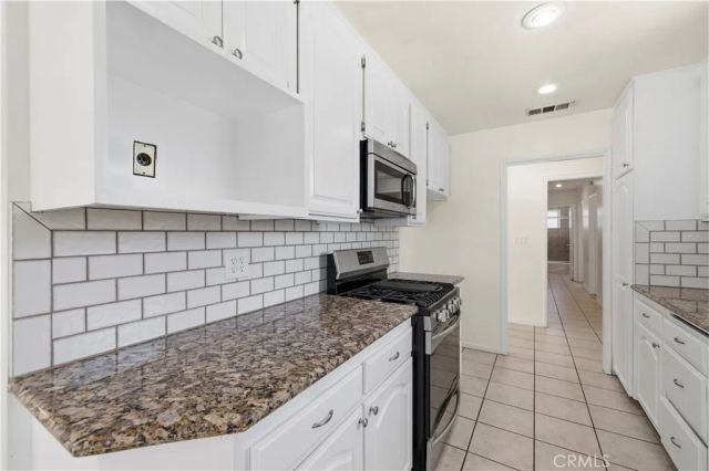 12929 Altano, Sylmar, CA 91342