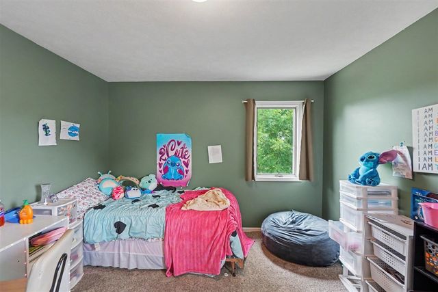 678 Apache Drive, Fremont, MI 49412