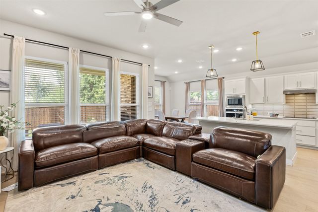 5839 Heatherwood Drive, Sachse, TX 75048