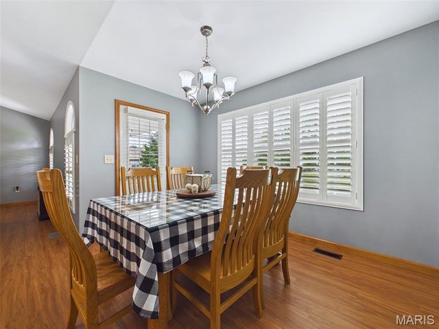 44 Brooks Drive, Bethalto, IL 62010