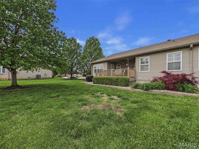 44 Brooks Drive, Bethalto, IL 62010