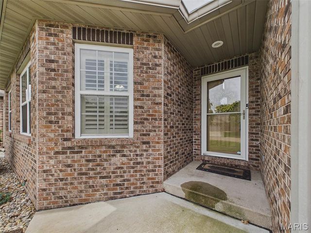 44 Brooks Drive, Bethalto, IL 62010