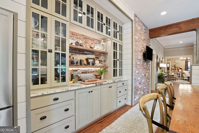 745 Washington Street, Clarkesville, GA 30523