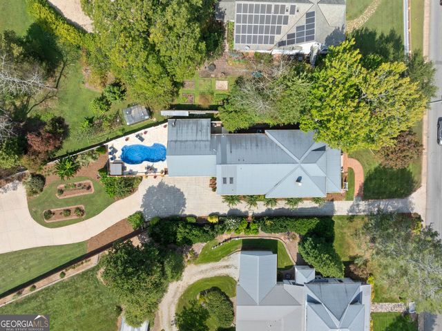 745 Washington Street, Clarkesville, GA 30523
