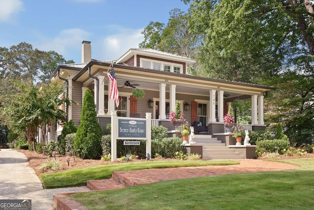 745 Washington Street, Clarkesville, GA 30523