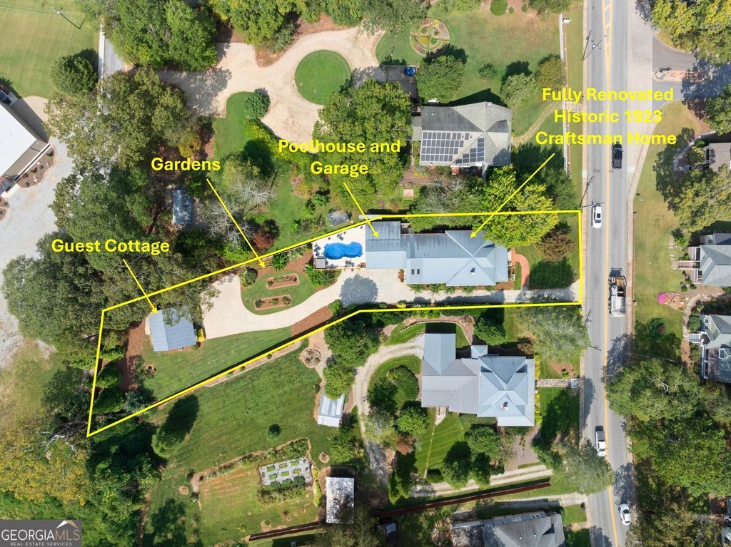 745 Washington Street, Clarkesville, GA 30523 — photo 2