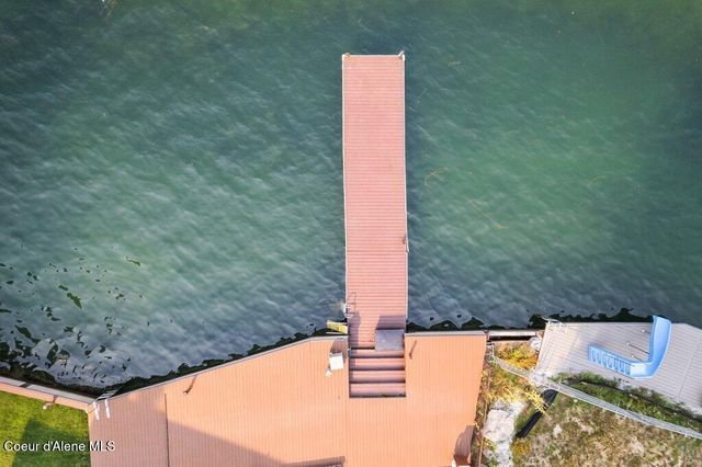 1671 Wooded Acres DR, Sagle, ID 83860