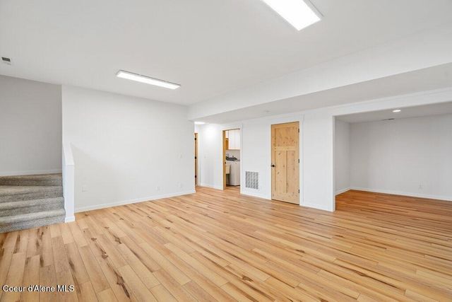 1671 Wooded Acres DR, Sagle, ID 83860