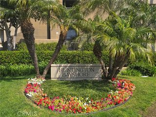 310 Lake 213, Huntington Beach, CA 92648