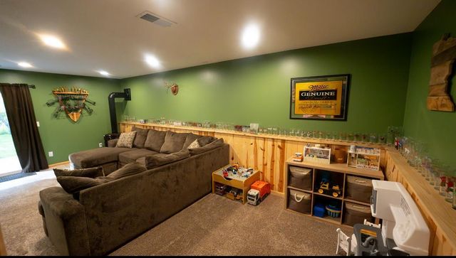 895 Marigold Drive, Cambridge, MN 55008