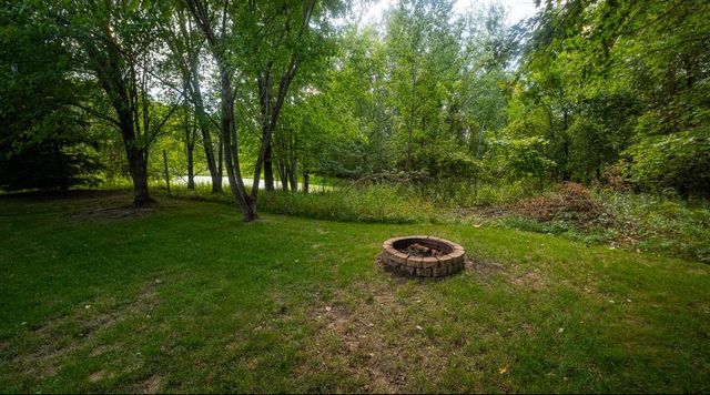 895 Marigold Drive, Cambridge, MN 55008
