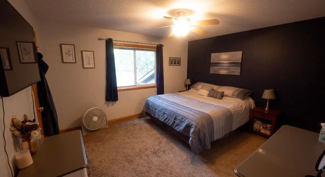 895 Marigold Drive, Cambridge, MN 55008