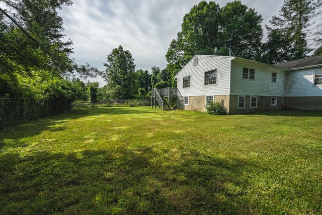 10289 Russwood RD, Bent Mountain, VA 24059