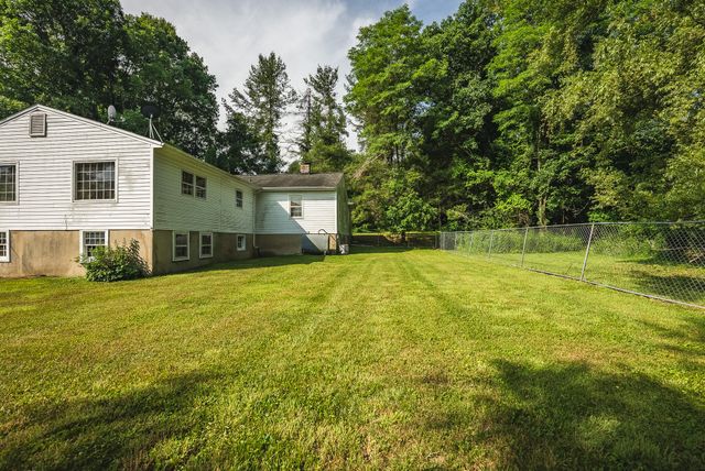 10289 Russwood RD, Bent Mountain, VA 24059