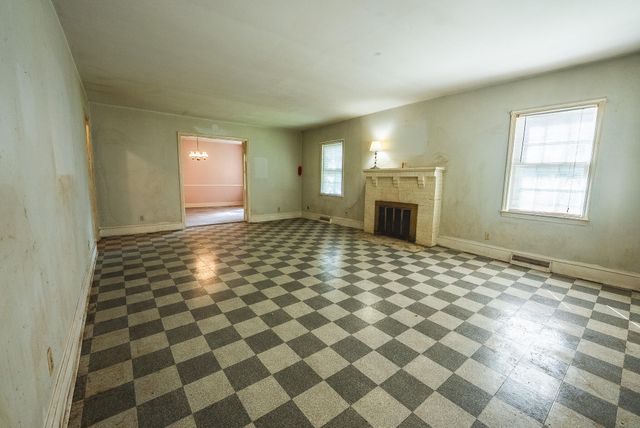 10289 Russwood RD, Bent Mountain, VA 24059