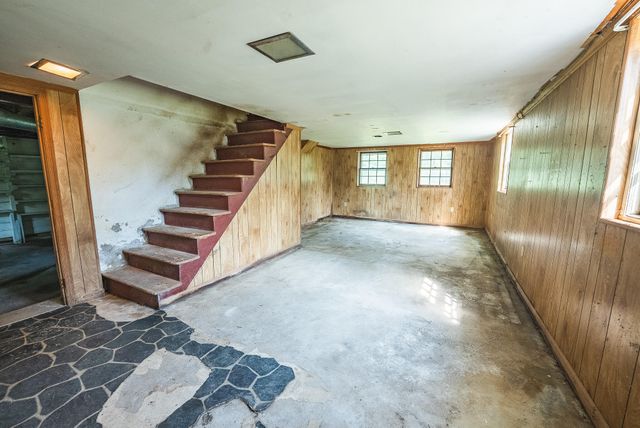 10289 Russwood RD, Bent Mountain, VA 24059