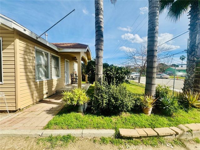 508 Beardsley, Bakersfield, CA 93308
