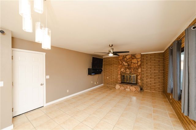 2202 Los Angeles Street, Kingman, AZ 86401