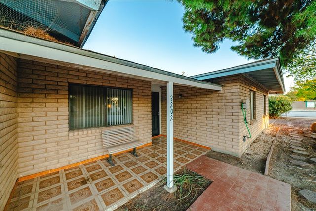 2202 Los Angeles Street, Kingman, AZ 86401