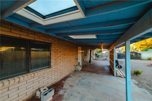 2202 Los Angeles Street, Kingman, AZ 86401