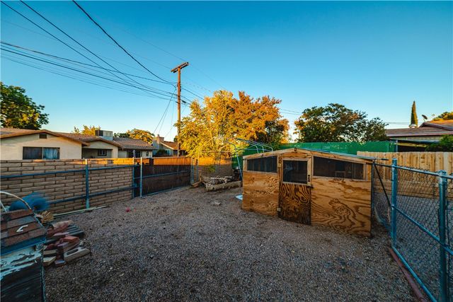 2202 Los Angeles Street, Kingman, AZ 86401