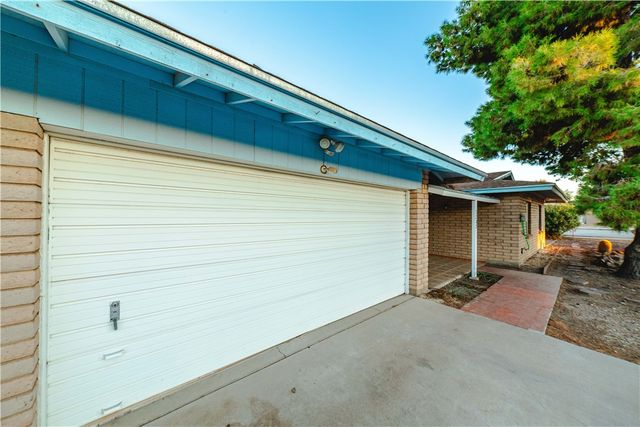 2202 Los Angeles Street, Kingman, AZ 86401