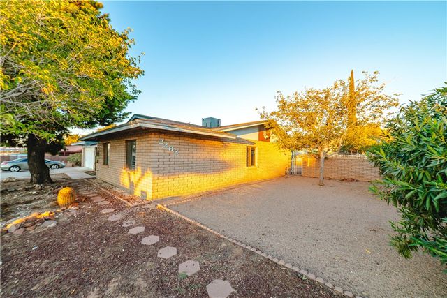 2202 Los Angeles Street, Kingman, AZ 86401