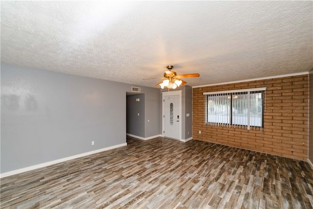 2202 Los Angeles Street, Kingman, AZ 86401