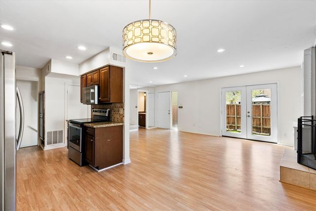 2632 Custer Parkway C, Richardson, TX 75080