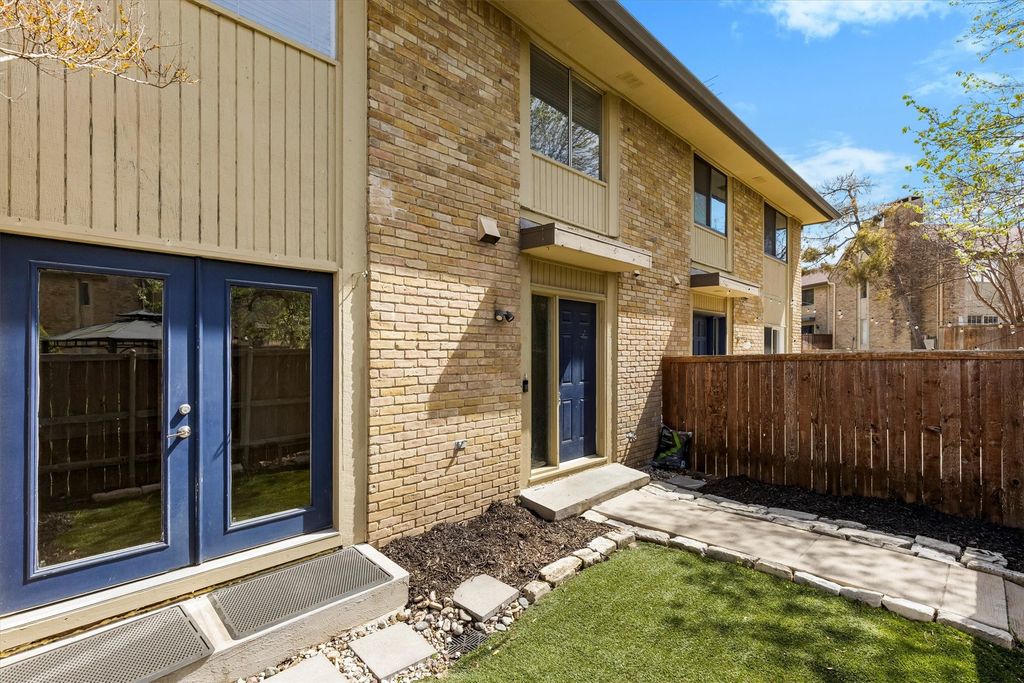 2632 Custer Parkway C, Richardson, TX 75080