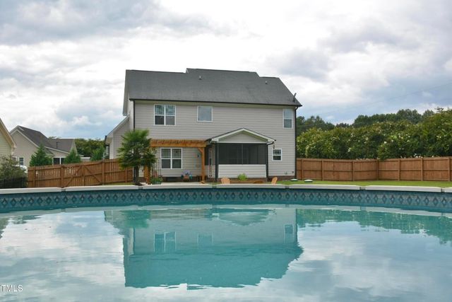 5933 Rounder Lane, Holly Springs, NC 27540