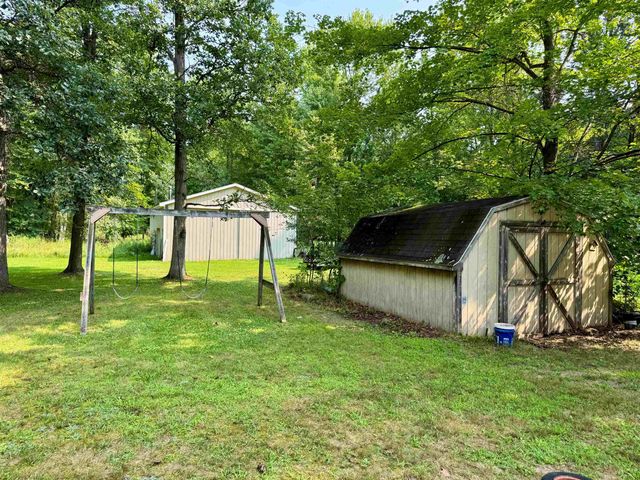 1365 E Burt Road, Taymouth Twp, MI 48417